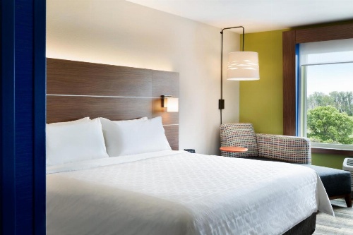Holiday Inn Express - Canton image 15