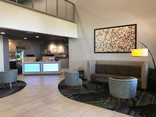 Holiday Inn Express - Canton image 3